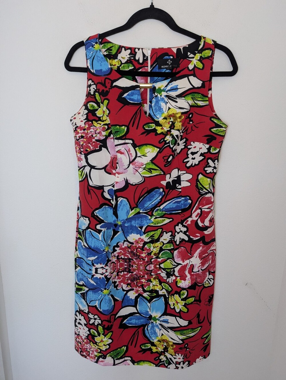 Ronni Nicole Dress Womens Size 8 Red Floral Sleeveless Shift Knee Length EUC